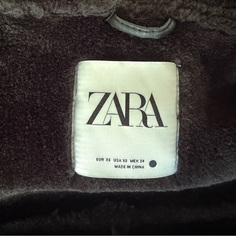 Zara Woman Double Faced Jacket in Black. Size XS - Picture 8 of 9